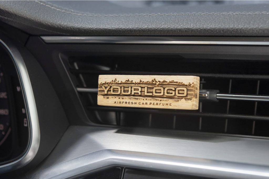 difusor-coche-madera ambientador de rejilla